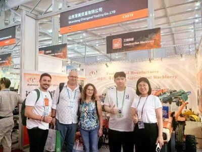 Making good business relationships with worldwide friends and gaining mutual benefits together! The 135th Canton Fair, here we come!